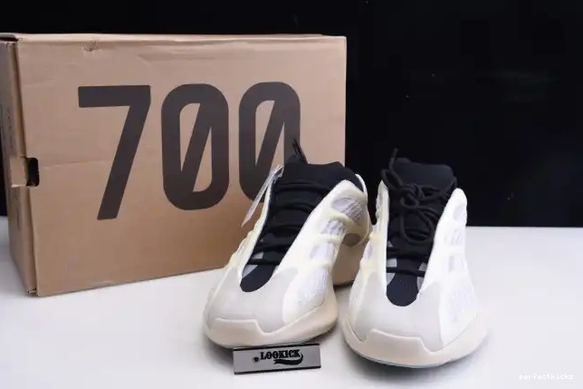 Boost 700 Yeezy Adidas V3 Azael FW4980 0626